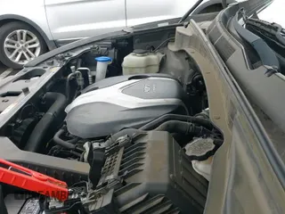 ✅ 2016 Hyundai Santa Fe • VIN: 5XYZW4LA3GG315347 • Lot: 43732067. Listed on IAAI with 79,895 mi. Free auction sales archive from the USA and detailed vehicle history report at DreamBid. Image 19.