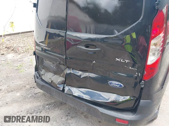 ✅ 2022 Ford Transit Connect XLT • VIN: NM0LS7T28N1523312 • Lot: 42490699. Wystawiony na IAAI z przebiegiem 63 054 mil. Bezpłatny archiwum sprzedaży aukcyjnych z USA i szczegółowy raport historii pojazdu na DreamBid. Zdjęcie 6.