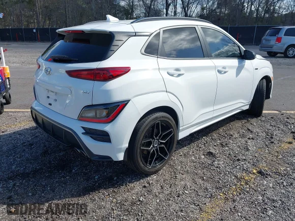 ✅ 2022 Hyundai Kona N Line • VIN: KM8K33A33NU919691 • Lot: 44531072. Wystawiony na IAAI z przebiegiem 96 834 mil. Bezpłatny archiwum sprzedaży aukcyjnych z USA i szczegółowy raport historii pojazdu na DreamBid. Zdjęcie 4.