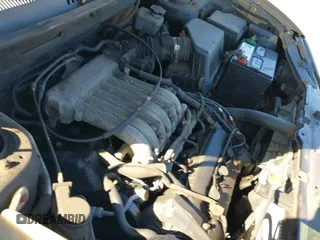 2004 Hyundai Santa Fe GLS с VIN KM8SC73D84U577361, выставлен на аукционе IAAI как лот 41623302 с пробегом 181 024 миль миль и . История ставок и продаж доступна на DreamBid. Изображение 12.