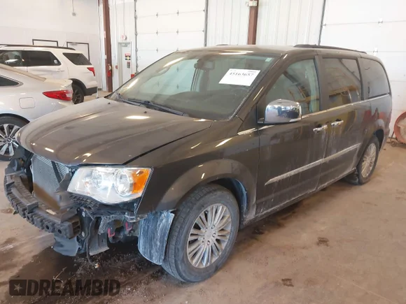 ✅ 2016 Chrysler Town & Country Touring L Anniversary Edition • VIN: 2C4RC1CG0GR261349 • Lot: 45163657. Listed on IAAI with 128,479 mi. Free auction sales archive from the USA and detailed vehicle history report at DreamBid. Image 17.