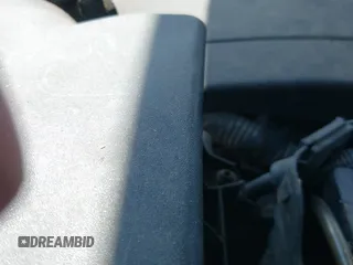 ✅ 2011 Land Rover LR2 HSE • VIN: SALFR2BN7BH272174 • Lot: 43082237. Listed on IAAI with 184,432 mi. Free auction sales archive from the USA and detailed vehicle history report at DreamBid. Image 13.