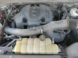 ✅ 2019 Lincoln Navigator Reserve • VIN: 5LMJJ2LT9KEL20094 • Lot: 81779965. Wystawiony na Copart z przebiegiem 59 475 mil. Bezpłatny archiwum sprzedaży aukcyjnych z USA i szczegółowy raport historii pojazdu na DreamBid. Zdjęcie 17.