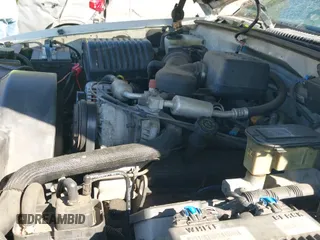 ✅ 1999 GMC Yukon • VIN: 1GKEK13R8XJ763098 • Лот: 41753745. Опубликован ранее на IAAI с пробегом 209 451 миль. Бесплатный доступ к архиву аукционных продаж из США и подробный отчёт об истории автомобиля на DreamBid. Изображение 20.