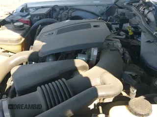 ✅ 2008 Mercury Grand Marquis LS • VIN: 2MEHM75V18X627127 • Lot: 43573835. Wystawiony na IAAI z przebiegiem 47 652 mil. Bezpłatny archiwum sprzedaży aukcyjnych z USA i szczegółowy raport historii pojazdu na DreamBid. Zdjęcie 20.