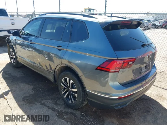 ✅ 2024 Volkswagen Tiguan S • VIN: 3VVRB7AX0RM159232 • Лот: 44576548. Опубліковано раніше на IAAI з пробігом 32 117 миль. Безкоштовний доступ до архіву аукціонних продажів зі США та докладний звіт про історію автомобіля на DreamBid. Зображення 3.