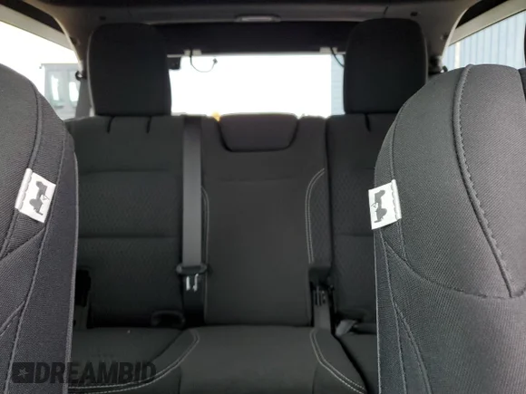 ✅ 2021 Jeep Wrangler Unlimited Sport Altitude • VIN: 1C4HJXDGXMW597175 • Lot: 66127584. Wystawiony na Copart z przebiegiem 36 937 mil. Bezpłatny archiwum sprzedaży aukcyjnych z USA i szczegółowy raport historii pojazdu na DreamBid. Zdjęcie 10.