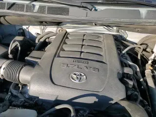 ✅ 2018 Toyota Tundra SR5 • VIN: 5TFEY5F16JX243283 • Лот: 70939845. Опубликован ранее на Copart с пробегом 140 600 миль. Бесплатный доступ к архиву аукционных продаж из США и подробный отчёт об истории автомобиля на DreamBid. Изображение 15.