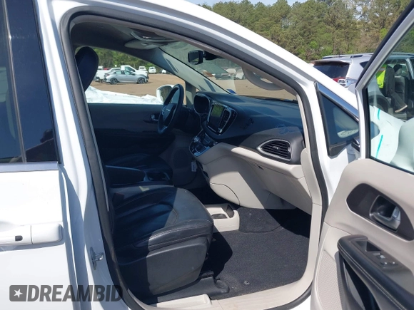 ✅ 2022 Chrysler Pacifica Touring L • VIN: 2C4RC1BG6NR177213 • Lot: 44777362. Wystawiony na IAAI z przebiegiem 100 783 mil. Bezpłatny archiwum sprzedaży aukcyjnych z USA i szczegółowy raport historii pojazdu na DreamBid. Zdjęcie 5.