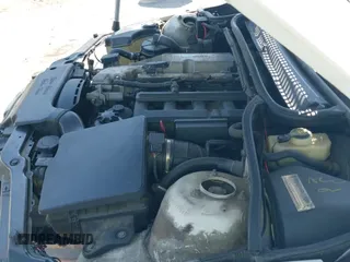 ✅ 2004 BMW 3 Series 325i • VIN: WBAAZ33484KP87894 • Lot: 42131433. Wystawiony na IAAI z przebiegiem 136 592 mil. Bezpłatny archiwum sprzedaży aukcyjnych z USA i szczegółowy raport historii pojazdu na DreamBid. Zdjęcie 15.