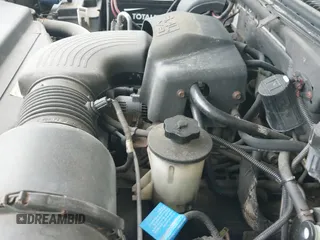 ✅ 1999 Lincoln Navigator • VIN: 5LMPU28L7XLJ15273 • Lot: 42444649. Wystawiony na IAAI z przebiegiem Nie podano. Bezpłatny archiwum sprzedaży aukcyjnych z USA i szczegółowy raport historii pojazdu na DreamBid. Zdjęcie 13.