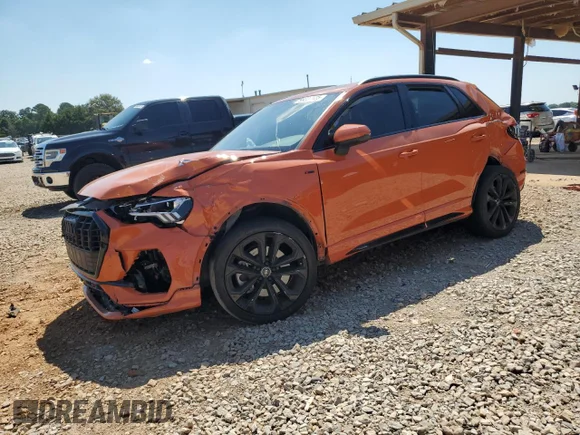✅ 2021 Audi Q3 S line Premium Plus • VIN: WA1EECF31M1074533 • Lot: 69227125. Wystawiony na Copart z przebiegiem 98 344 mil. Bezpłatny archiwum sprzedaży aukcyjnych z USA i szczegółowy raport historii pojazdu na DreamBid. Zdjęcie 1.
