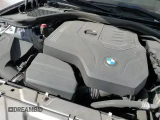 ✅ 2019 BMW 3 Series 330i • VIN: WBA5R1C5XKAK11662 • Lot: 92269835. Wystawiony na Copart z przebiegiem 63 489 mil. Bezpłatny archiwum sprzedaży aukcyjnych z USA i szczegółowy raport historii pojazdu na DreamBid. Zdjęcie 16.