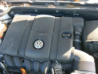 ✅ 2013 Volkswagen Jetta SE • VIN: 3VWDP7AJXDM359188 • Lot: 40790094. Wystawiony na IAAI z przebiegiem 84 286 mil. Bezpłatny archiwum sprzedaży aukcyjnych z USA i szczegółowy raport historii pojazdu na DreamBid. Zdjęcie 12.