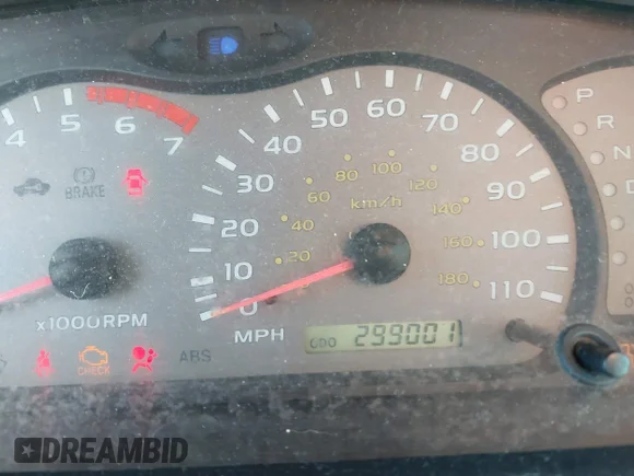 ✅ 2003 Toyota Sequoia SR5 • VIN: 5TDZT34A03S161663 • Лот: 44874722. Опубліковано раніше на IAAI з пробігом 299 001 миль. Безкоштовний доступ до архіву аукціонних продажів зі США та докладний звіт про історію автомобіля на DreamBid. Зображення 7.