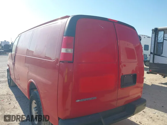 ✅ 2009 Chevrolet Express Cargo • VIN: 1GCHG35K491172954 • Лот: 43382352. Опубліковано раніше на IAAI з пробігом 441 421 миль. Безкоштовний доступ до архіву аукціонних продажів зі США та докладний звіт про історію автомобіля на DreamBid. Зображення 3.