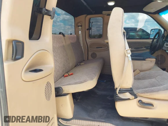 ✅ 2001 Dodge 2500 • VIN: 3B7KF236X1G711561 • Lot: 42168089. Listed on IAAI with 221,062 mi. Free auction sales archive from the USA and detailed vehicle history report at DreamBid. Image 8.