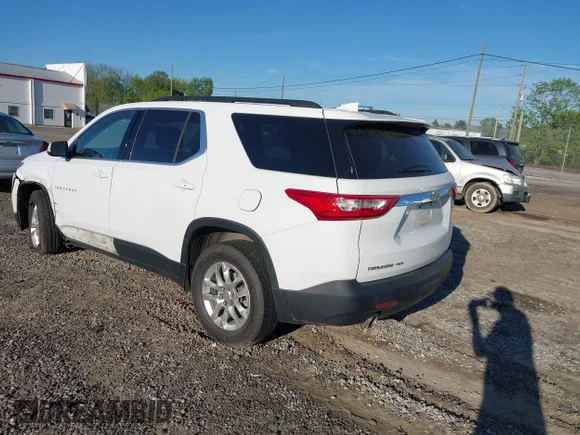 ✅ 2021 Chevrolet Traverse LT Cloth • VIN: 1GNEVGKW0MJ169105 • Lot: 44863109. Wystawiony na IAAI z przebiegiem 102 764 mil. Bezpłatny archiwum sprzedaży aukcyjnych z USA i szczegółowy raport historii pojazdu na DreamBid. Zdjęcie 3.