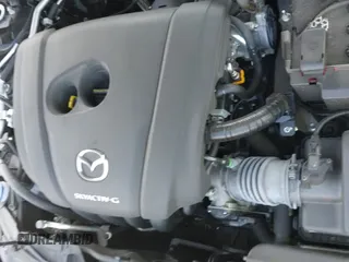 ✅ 2021 Mazda 3 Premium • VIN: JM1BPBML1M1402341 • Lot: 42684549. Wystawiony na IAAI z przebiegiem 39 050 mil. Bezpłatny archiwum sprzedaży aukcyjnych z USA i szczegółowy raport historii pojazdu na DreamBid. Zdjęcie 19.