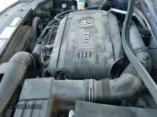 ✅ 2016 Volkswagen Passat S • VIN: 1VWAS7A3XGC046778 • Лот: 42431146. Опубликован ранее на IAAI с пробегом 136 178 миль. Бесплатный доступ к архиву аукционных продаж из США и подробный отчёт об истории автомобиля на DreamBid. Изображение 19.