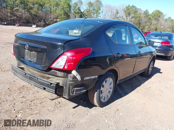 ✅ 2017 Nissan Versa SV • VIN: 3N1CN7AP5HL806095 • Lot: 44146694. Wystawiony na IAAI z przebiegiem 75 532 mil. Bezpłatny archiwum sprzedaży aukcyjnych z USA i szczegółowy raport historii pojazdu na DreamBid. Zdjęcie 4.
