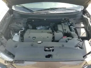 ✅ 2018 Mitsubishi Outlander SEL • VIN: JA4AR4AWXJU006168 • Лот: 53984965. Опубликован ранее на Copart с пробегом 104 860 миль. Бесплатный доступ к архиву аукционных продаж из США и подробный отчёт об истории автомобиля на DreamBid. Изображение 15.