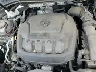 ✅ 2018 Volkswagen Tiguan S • VIN: 3VV0B7AX2JM063986 • Лот: 64008315. Опубликован ранее на Copart с пробегом 77 540 миль. Бесплатный доступ к архиву аукционных продаж из США и подробный отчёт об истории автомобиля на DreamBid. Изображение 14.