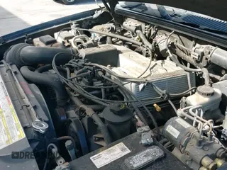 ✅ 1997 Ford Explorer XLT • VIN: 1FMDU32P2VUA24507 • Lot: 43776482. Wystawiony na IAAI z przebiegiem 100 050 mil. Bezpłatny archiwum sprzedaży aukcyjnych z USA i szczegółowy raport historii pojazdu na DreamBid. Zdjęcie 14.