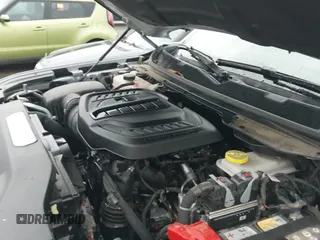 ✅ 2025 Jeep Wagoneer Series II • VIN: 1C4SJVBP3SS509245 • Lot: 43701257. Listed on IAAI with 19,225 mi. Free auction sales archive from the USA and detailed vehicle history report at DreamBid. Image 19.