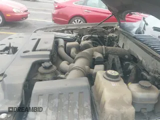 ✅ 2008 Ford Expedition SSV • VIN: 1FMFU15548LA83298 • Lot: 43700448. Listed on IAAI with 220,479 mi. Free auction sales archive from the USA and detailed vehicle history report at DreamBid. Image 12.