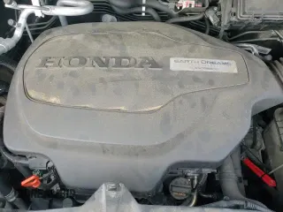 ✅ 2019 Honda Passport Touring • VIN: 5FNYF8H90KB021017 • Lot: 86082525. Listed on Copart with 76,127 mi. Free auction sales archive from the USA and detailed vehicle history report at DreamBid. Image 15.