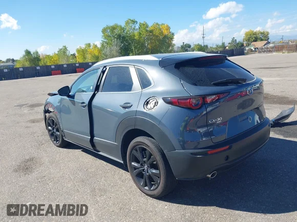 ✅ 2025 Mazda CX-30 S Preferred • VIN: 3MVDMBCM9SM800004 • Лот: 43466045. Опубліковано раніше на IAAI з пробігом 10 802 миль. Безкоштовний доступ до архіву аукціонних продажів зі США та докладний звіт про історію автомобіля на DreamBid. Зображення 3.