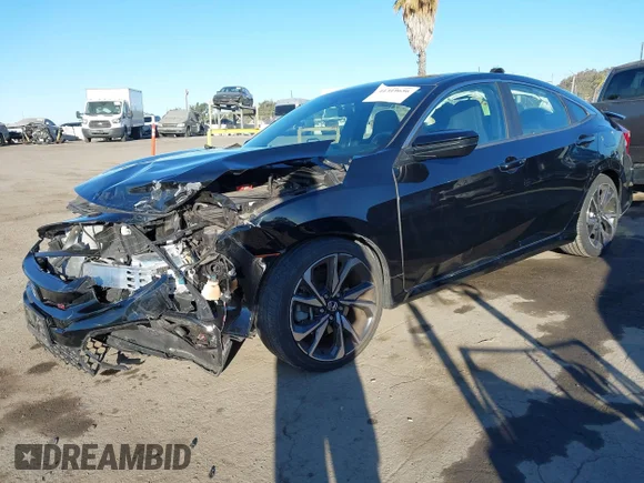 ✅ 2018 Honda Civic Si • VIN: 2HGFC1E54JH702087 • Lot: 41319656. Wystawiony na IAAI z przebiegiem 51 036 mil. Bezpłatny archiwum sprzedaży aukcyjnych z USA i szczegółowy raport historii pojazdu na DreamBid. Zdjęcie 2.