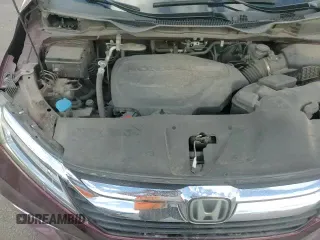 ✅ 2018 Honda Odyssey Touring • VIN: 5FNRL6H86JB019585 • Lot: 81726605. Listed on Copart with 132,288 mi. Free auction sales archive from the USA and detailed vehicle history report at DreamBid. Image 17.