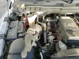 ✅ 2018 Ram 3500 Tradesman • VIN: 3C63R3GL6JG407751 • Lot: 91073335. Wystawiony na Copart z przebiegiem 130 917 mil. Bezpłatny archiwum sprzedaży aukcyjnych z USA i szczegółowy raport historii pojazdu na DreamBid. Zdjęcie 13.