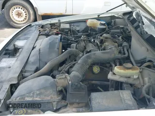 ✅ 1996 Mercury Grand Marquis GS • VIN: 2MELM74WXTX650841 • Lot: 41936608. Wystawiony na IAAI z przebiegiem 205 964 mil. Bezpłatny archiwum sprzedaży aukcyjnych z USA i szczegółowy raport historii pojazdu na DreamBid. Zdjęcie 15.