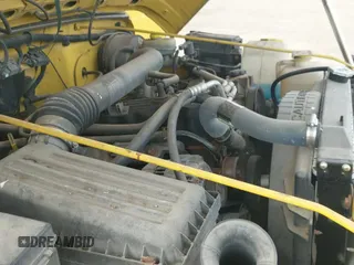 ✅ 2000 Jeep Wrangler Sport • VIN: 1J4FA49S2YP735627 • Lot: 43649472. Listed on IAAI with 140,099 mi. Free auction sales archive from the USA and detailed vehicle history report at DreamBid. Image 13.