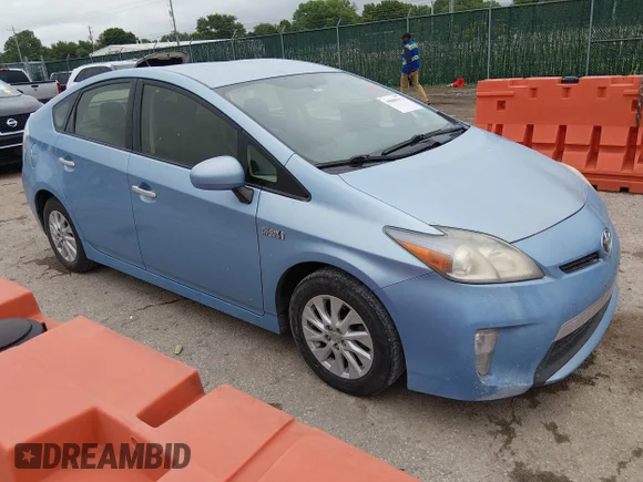 ✅ 2012 Toyota Prius • VIN: JTDKN3DP7C3008764 • Lot: 45099113. Wystawiony na IAAI z przebiegiem 304 037 mil. Bezpłatny archiwum sprzedaży aukcyjnych z USA i szczegółowy raport historii pojazdu na DreamBid. Zdjęcie 1.