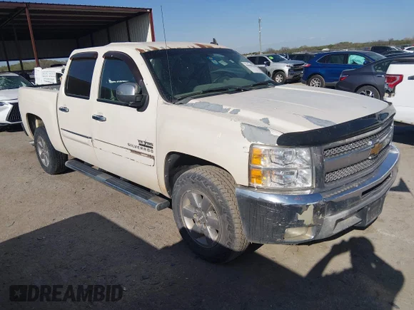 ✅ 2012 Chevrolet Silverado 1500 LT • VIN: 3GCPCSE00CG190781 • Lot: 44680529. Wystawiony na IAAI z przebiegiem 162 466 mil. Bezpłatny archiwum sprzedaży aukcyjnych z USA i szczegółowy raport historii pojazdu na DreamBid. Zdjęcie 1.