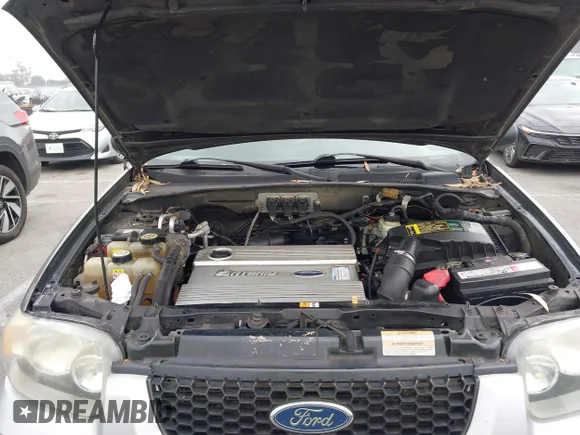✅ 2005 Ford Escape Hybrid • VIN: 1FMCU95H75KC23664 • Лот: 43531083. Опубліковано раніше на IAAI з пробігом Не вказано. Безкоштовний доступ до архіву аукціонних продажів зі США та докладний звіт про історію автомобіля на DreamBid. Зображення 10.