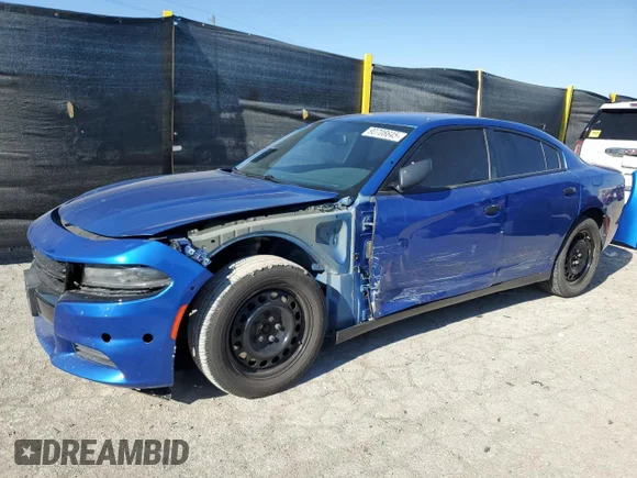 ✅ 2017 Dodge Charger Police • VIN: 2C3CDXKT3HH649997 • Lot: 90708645. Wystawiony na Copart z przebiegiem 145 115 mil. Bezpłatny archiwum sprzedaży aukcyjnych z USA i szczegółowy raport historii pojazdu na DreamBid. Zdjęcie 1.