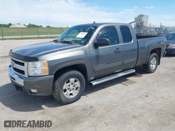 ✅ 2011 Chevrolet Silverado 1500 LT • VIN: 1GCRKSE37BZ436665 • Lot: 45204362. Wystawiony na IAAI z przebiegiem 226 171 mil. Bezpłatny archiwum sprzedaży aukcyjnych z USA i szczegółowy raport historii pojazdu na DreamBid. Zdjęcie 2.