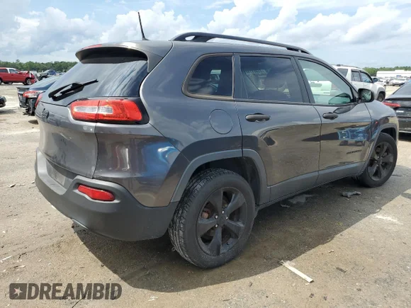 ✅ 2017 Jeep Cherokee Altitude • VIN: 1C4PJLAB3HW591799 • Lot: 71401114. Wystawiony na Copart z przebiegiem Nie podano. Bezpłatny archiwum sprzedaży aukcyjnych z USA i szczegółowy raport historii pojazdu na DreamBid. Zdjęcie 3.