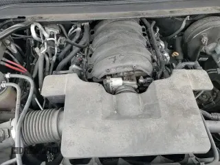 ✅ 2018 GMC Yukon XL SLT • VIN: 1GKS1GKC0JR373305 • Lot: 81255235. Listed on Copart with 65,693 mi. Free auction sales archive from the USA and detailed vehicle history report at DreamBid. Image 14.