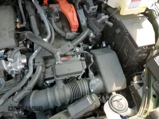 ✅ 2024 Toyota Sienna Platinum • VIN: 5TDESKFCXRS124249 • Lot: 70519495. Listed on Copart with 5,680 mi. Free auction sales archive from the USA and detailed vehicle history report at DreamBid. Image 17.