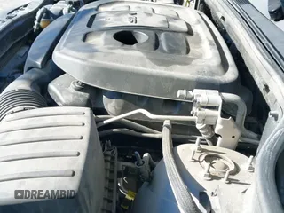 ✅ 2019 Jeep Grand Cherokee Limited • VIN: 1C4RJFBG6KC724293 • Лот: 41422370. Опубликован ранее на IAAI с пробегом 181 973 миль. Бесплатный доступ к архиву аукционных продаж из США и подробный отчёт об истории автомобиля на DreamBid. Изображение 19.