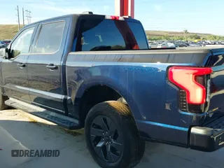 ✅ 2024 Ford F-150 Lightning Flash • VIN: 1FTVW3L72RWG23113 • Lot: 41447854. Listed on IAAI with 1,917 mi. Free auction sales archive from the USA and detailed vehicle history report at DreamBid. Image 18.