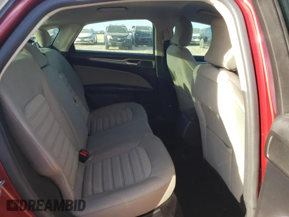 ✅ 2019 Ford Fusion S • VIN: 3FA6P0G79KR132420 • Lot: 41571173. Wystawiony na Copart z przebiegiem 32 561 mil. Bezpłatny archiwum sprzedaży aukcyjnych z USA i szczegółowy raport historii pojazdu na DreamBid. Zdjęcie 10.