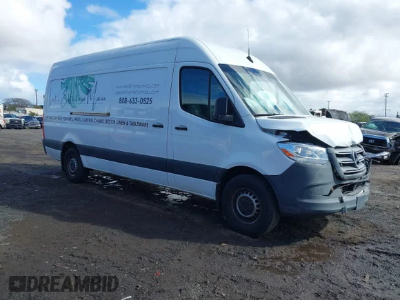 ✅ 2022 Mercedes-Benz Sprinter Cargo • VIN: W1Y4ECHY8NT107393 • Лот: 41232263. Опубліковано раніше на IAAI з пробігом 34 174 миль. Безкоштовний доступ до архіву аукціонних продажів зі США та докладний звіт про історію автомобіля на DreamBid. Зображення 1.
