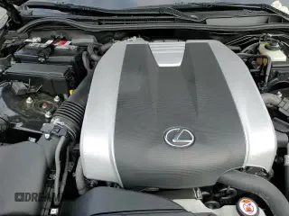 ✅ 2018 Lexus IS 300 • VIN: JTHC81D27J5026847 • Лот: 82033845. Опубликован ранее на Copart с пробегом 9 288 миль. Бесплатный доступ к архиву аукционных продаж из США и подробный отчёт об истории автомобиля на DreamBid. Изображение 13.